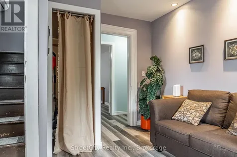 40 Douro Street Stratford ON N5A 3R3