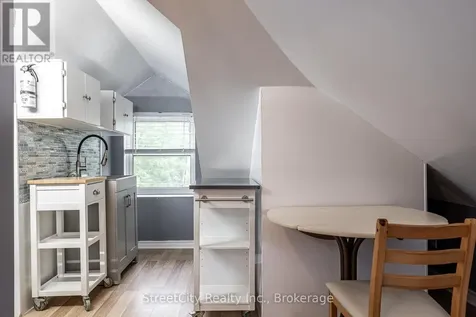 40 Douro Street Stratford ON N5A 3R3