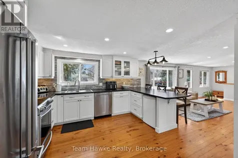 14 Sarna Drive Tiny ON L9M 0B3