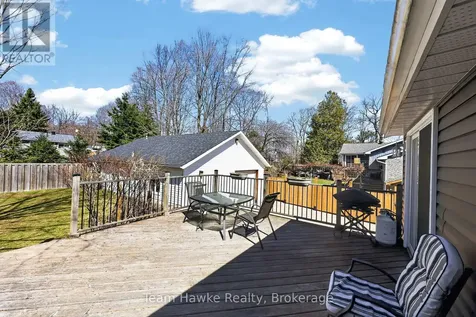 14 Sarna Drive Tiny ON L9M 0B3