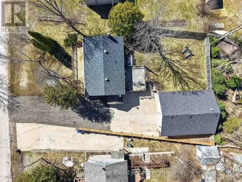 14 Sarna Drive Tiny ON L9M 0B3