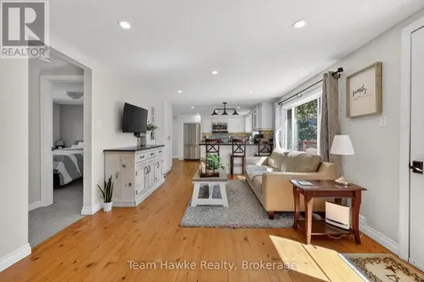 14 Sarna Drive Tiny ON L9M 0B3