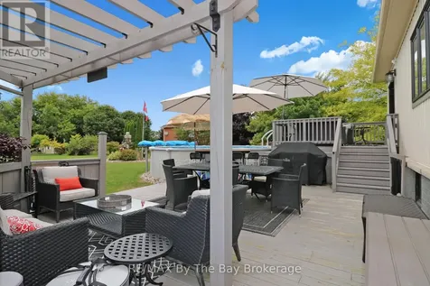 18 Maple Drive Wasaga Beach ON L9Z 0A7