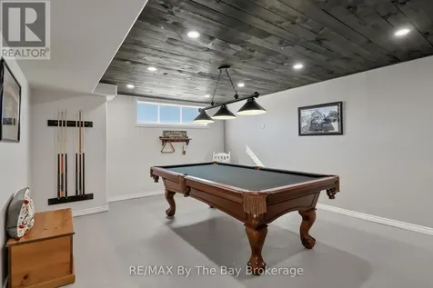 18 Maple Drive Wasaga Beach ON L9Z 0A7