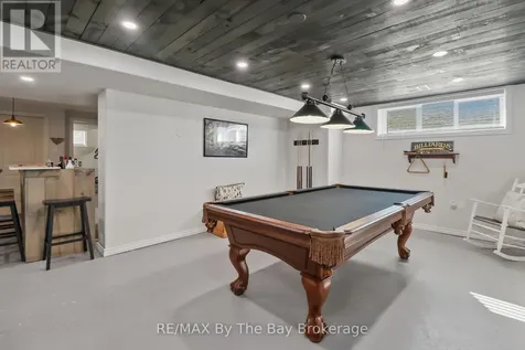 18 Maple Drive Wasaga Beach ON L9Z 0A7