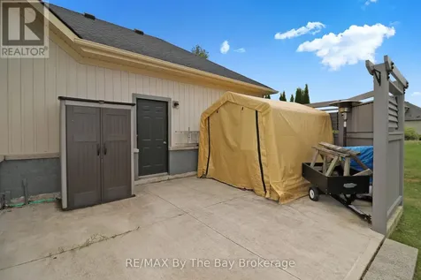 18 Maple Drive Wasaga Beach ON L9Z 0A7