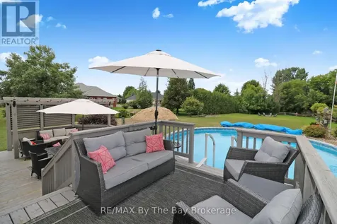 18 Maple Drive Wasaga Beach ON L9Z 0A7