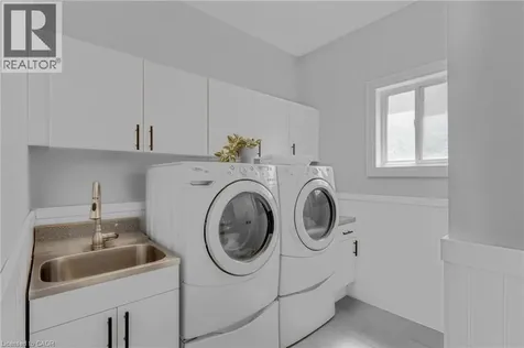4014 Jarvis Crescent Burlington ON L7M 4K1