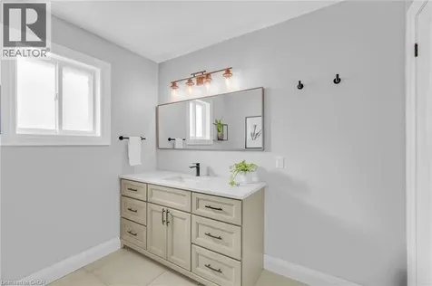 4014 Jarvis Crescent Burlington ON L7M 4K1