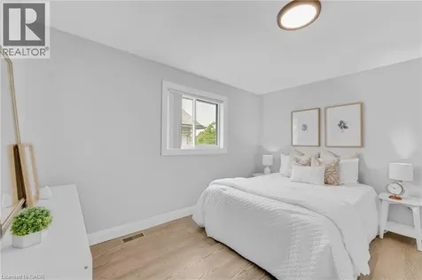 4014 Jarvis Crescent Burlington ON L7M 4K1