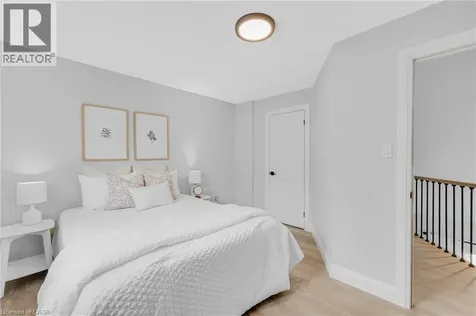 4014 Jarvis Crescent Burlington ON L7M 4K1