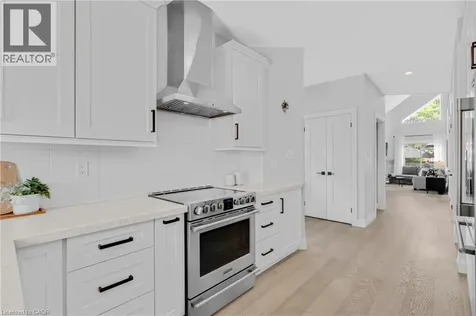 4014 Jarvis Crescent Burlington ON L7M 4K1