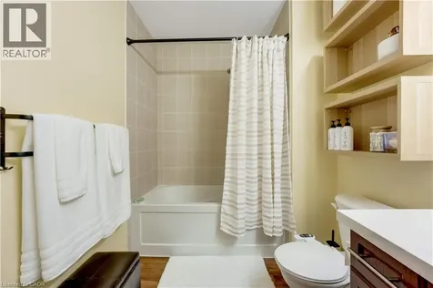 538 Beaumont Crescent Kitchener ON N2A 0A9