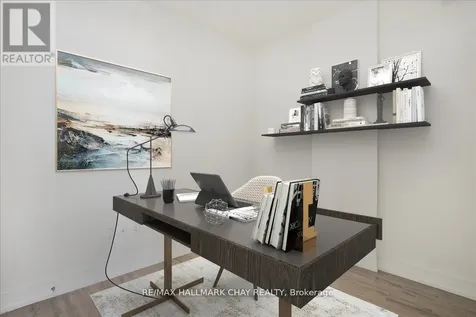 185 Dunlop Street East Barrie (lakeshore) ON L4M 0M7