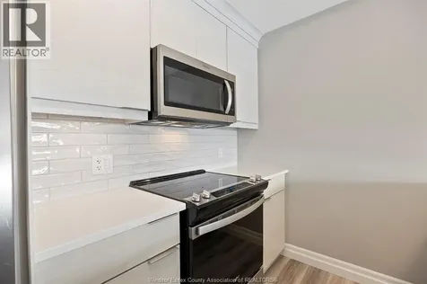 728 Brownstone Drive Tecumseh ON N9K 0C4