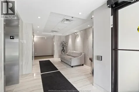 728 Brownstone Drive Tecumseh ON N9K 0C4