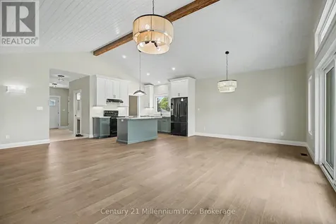 11 Grenville Street North Saugeen Shores ON N0H 2L0