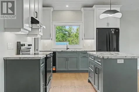 11 Grenville Street North Saugeen Shores ON N0H 2L0