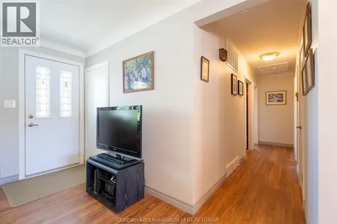 71 Coatsworth Avenue Chatham ON N7L 1P7
