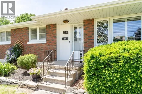 71 Coatsworth Avenue Chatham ON N7L 1P7