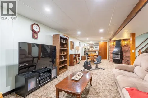71 Coatsworth Avenue Chatham ON N7L 1P7