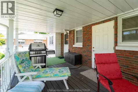 71 Coatsworth Avenue Chatham ON N7L 1P7
