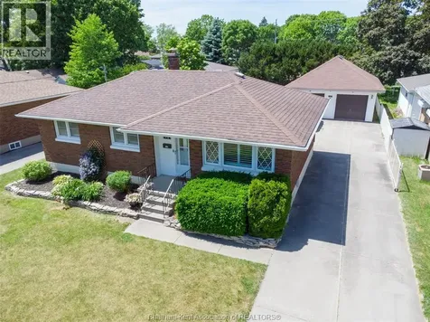 71 Coatsworth Avenue Chatham ON N7L 1P7