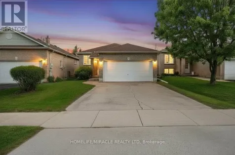 8 Bradley Lane Brantford ON N3T 6R5