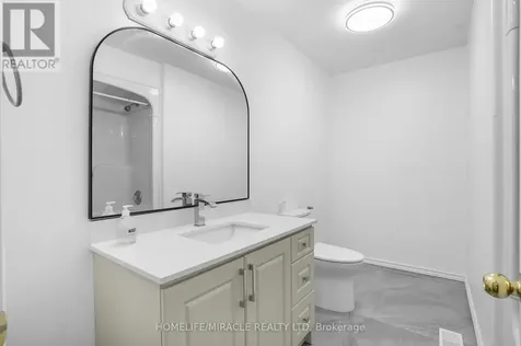 8 Bradley Lane Brantford ON N3T 6R5