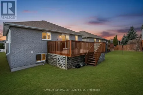 8 Bradley Lane Brantford ON N3T 6R5