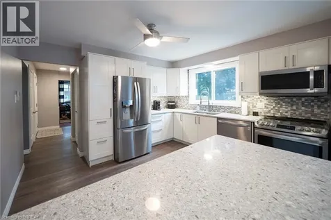 118 Greenfield Road Brantford ON N3R 7C8