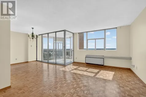 2760 Carousel Crescent Ottawa ON K1T 2N4