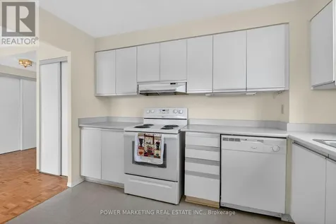 2760 Carousel Crescent Ottawa ON K1T 2N4