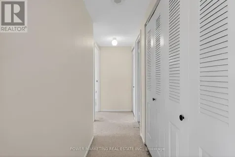 2760 Carousel Crescent Ottawa ON K1T 2N4