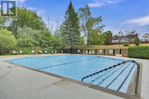 2760 Carousel Crescent Ottawa ON K1T 2N4