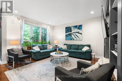 8 Glenrill Place Ottawa ON K2M 2T6