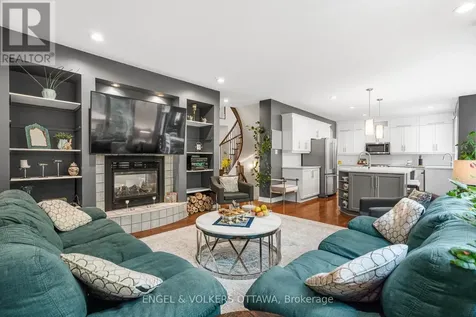 8 Glenrill Place Ottawa ON K2M 2T6