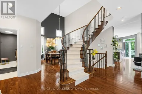 8 Glenrill Place Ottawa ON K2M 2T6
