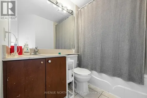 200 Rideau Street Ottawa ON K1N 5Y1