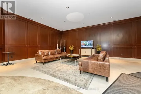 200 Rideau Street Ottawa ON K1N 5Y1