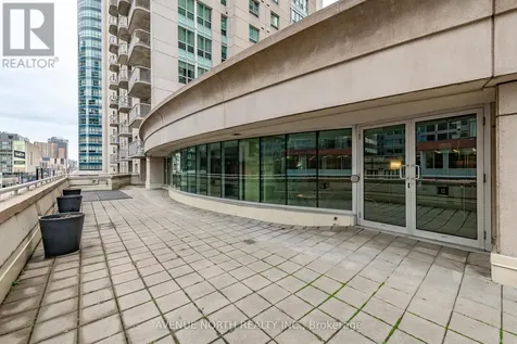 200 Rideau Street Ottawa ON K1N 5Y1