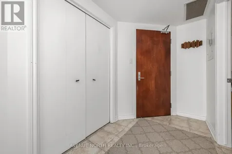 200 Rideau Street Ottawa ON K1N 5Y1