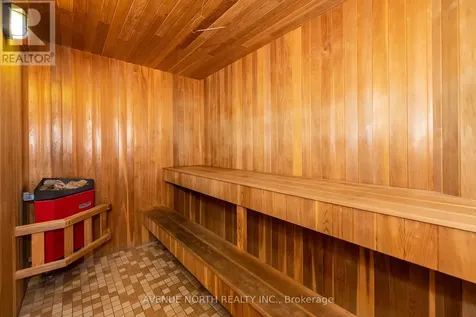 200 Rideau Street Ottawa ON K1N 5Y1