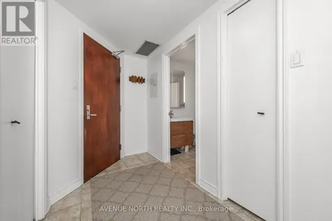 200 Rideau Street Ottawa ON K1N 5Y1