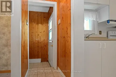 442 Wentworth Avenue Ottawa ON K2B 5J8