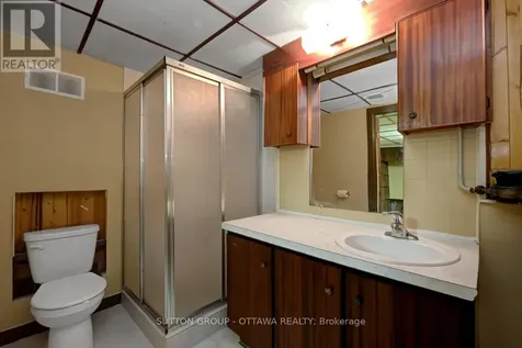 442 Wentworth Avenue Ottawa ON K2B 5J8