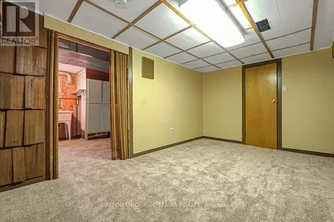 442 Wentworth Avenue Ottawa ON K2B 5J8
