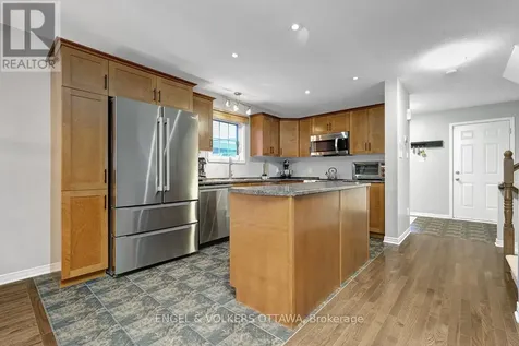 938 Payer Street Clarence-rockland ON K4K 1N2