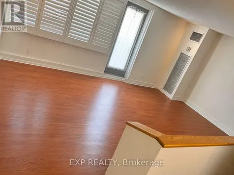 1599 Lassiter Terrace Ottawa ON K1J 8R6