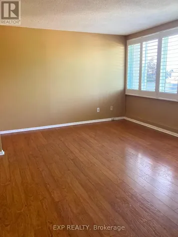 1599 Lassiter Terrace Ottawa ON K1J 8R6